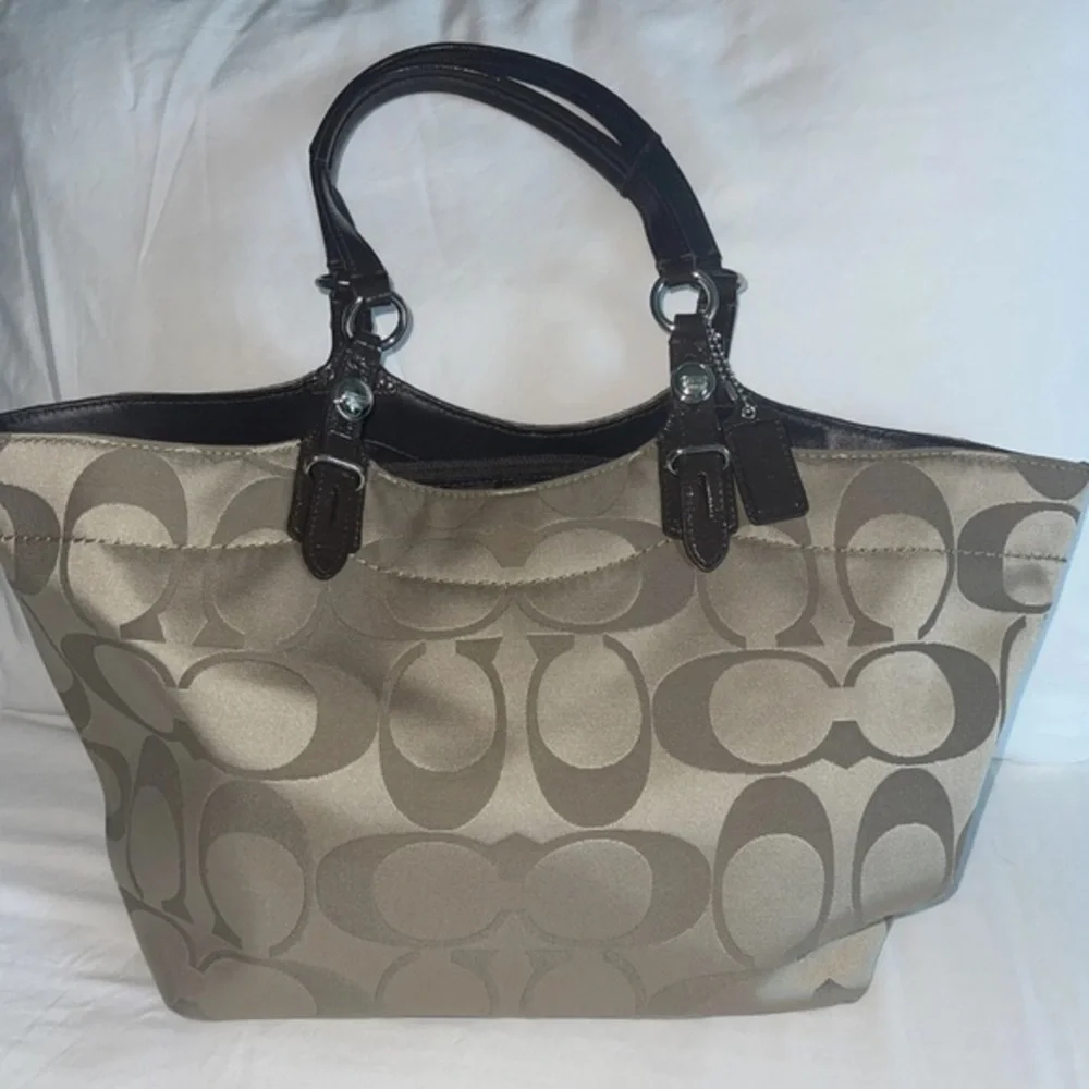 Coach Tan and Brown Signature Tote​